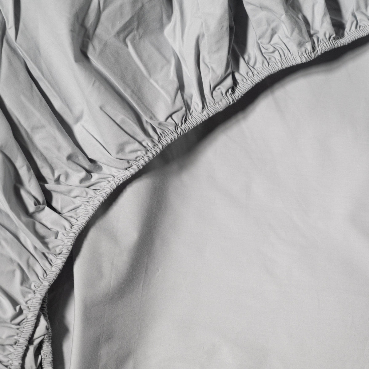 Essential Organic Percale Collection Fitted Sheet