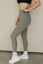 Barely There Pant 2.0 (27") *Tall