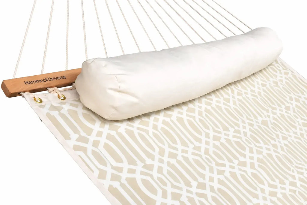 Deluxe Quilted Hammock with 3-Beam Stand