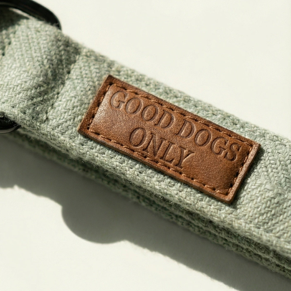 Tweed Collar