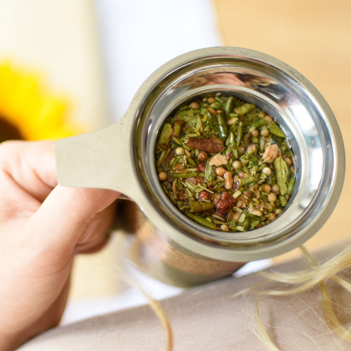 Loose Herbal Tea — Apple & Meadowsweet
